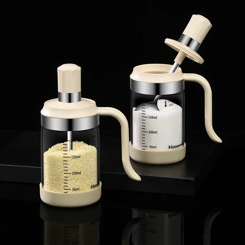 1pc Glass Transparent Spice Seasoning Bottle with Spoon Eco-Friendly Kitchen Supplies Sugar Salt And Pepper Container Clickngo24